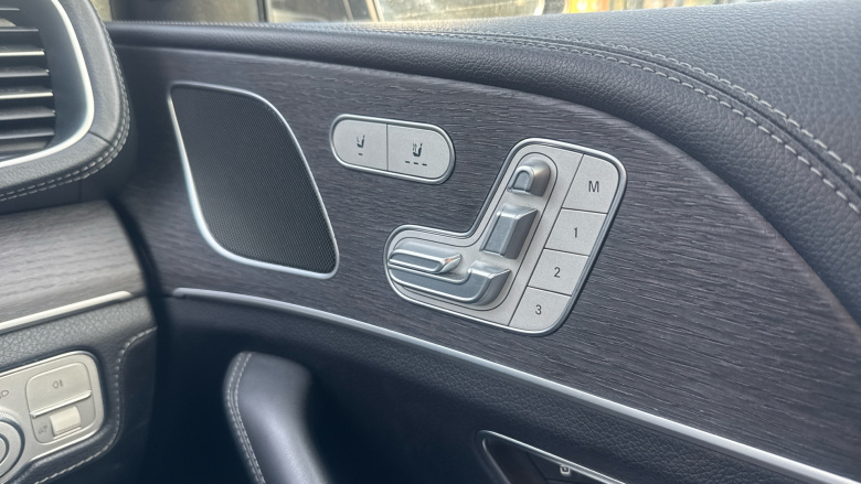 Mercedes-Benz GLE 300d 4Matic AMG Line 5dr 9G-Tronic Diesel Estate